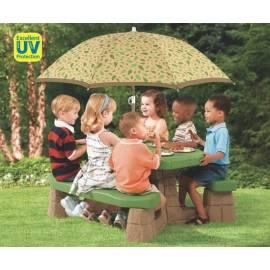 PDF-Handbuch downloadenDer Spieltisch, STEP2-Picknick mit einem Sonnenschirm